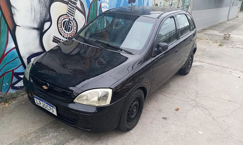 Chevrolet Corsa Hatc...
