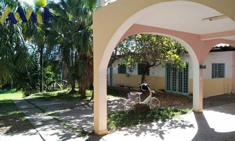Casa Residencial À V...