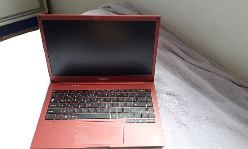 Notebook Positivo...