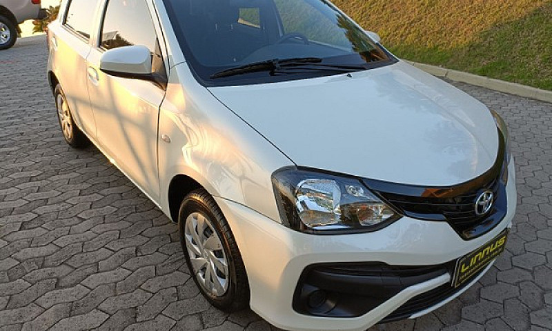 Toyota Etios 1.3 X ...