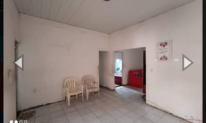Casa À Venda No Bair...