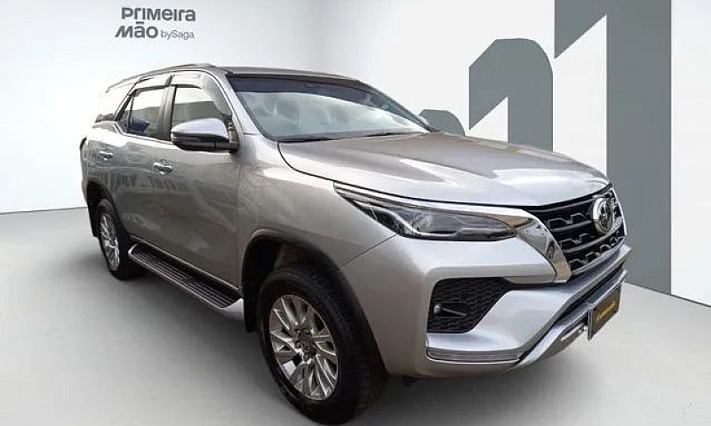 Toyota Sw4 Mensal R$...