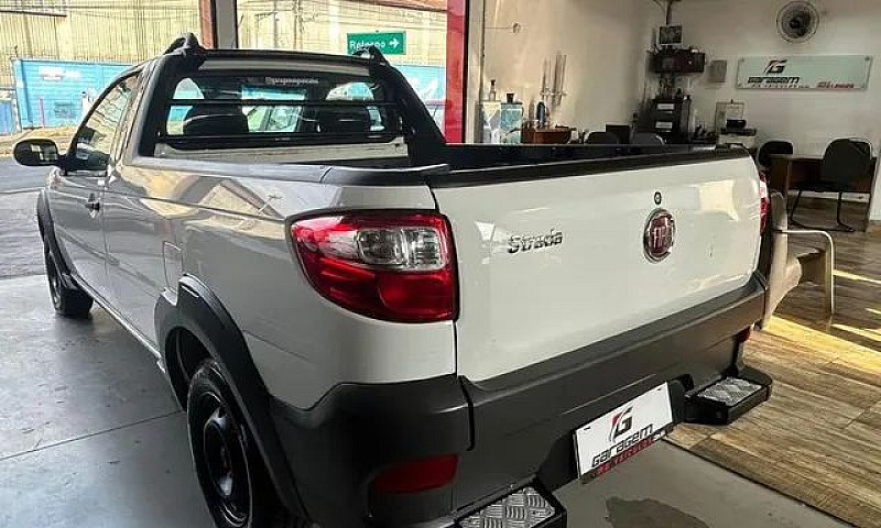 Fiat Strada Hd Wk Cc...