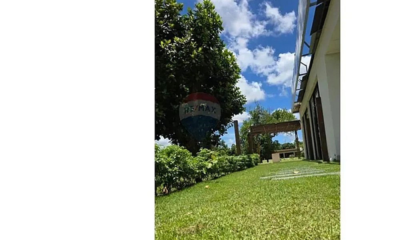 Casa Á Venda No Cond...