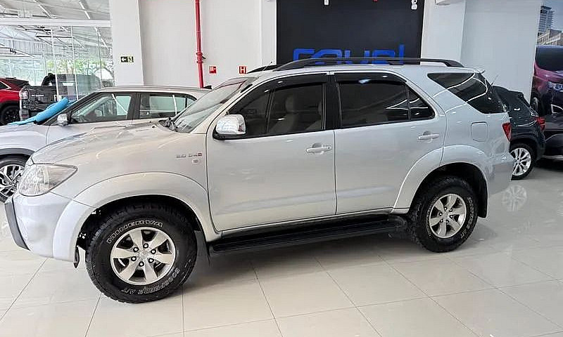 Toyota Hiluxsw4 Srv4...
