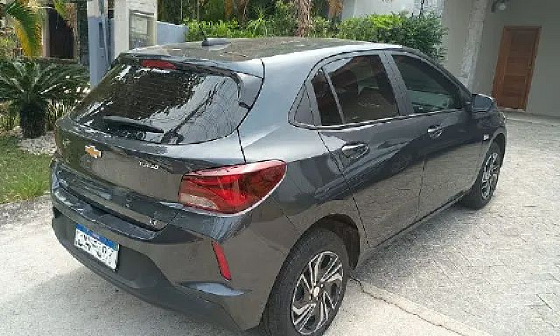 Chevrolet Onix Hatch...