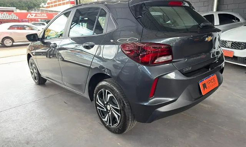 Chevrolet Onix Hatch...
