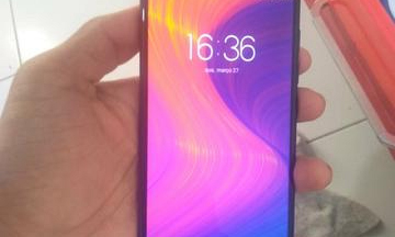 Lenovo K5 Play So Tr...