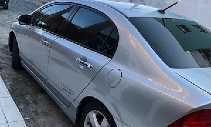 Honda Civic ...