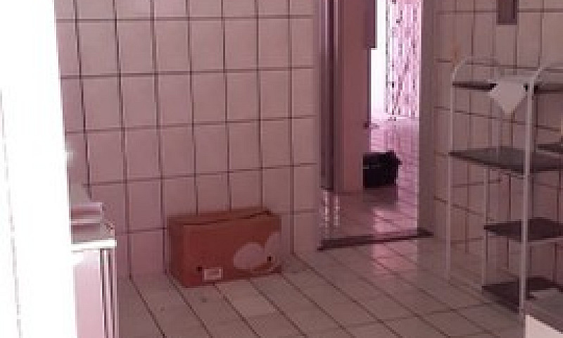Casa Com 2 Quartos N...