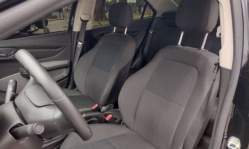 Chevrolet- Prisma Jo...