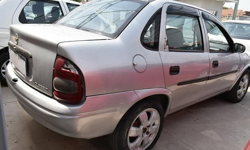 Chevrolet Corsa Seda...