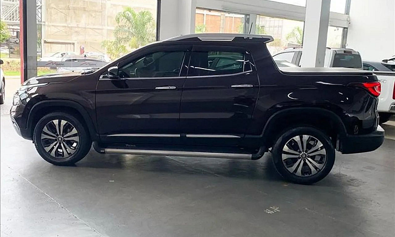 Fiat Toro Volcano 1....