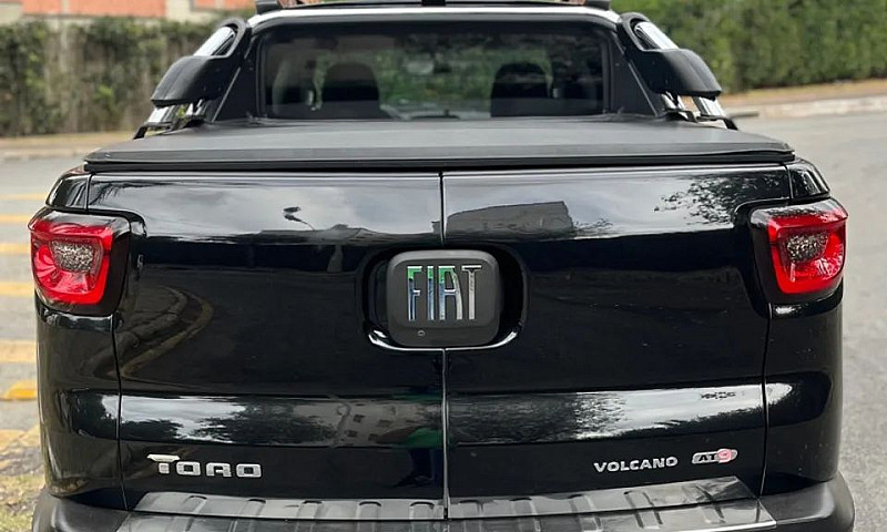 Fiat Toro Volcano 2....