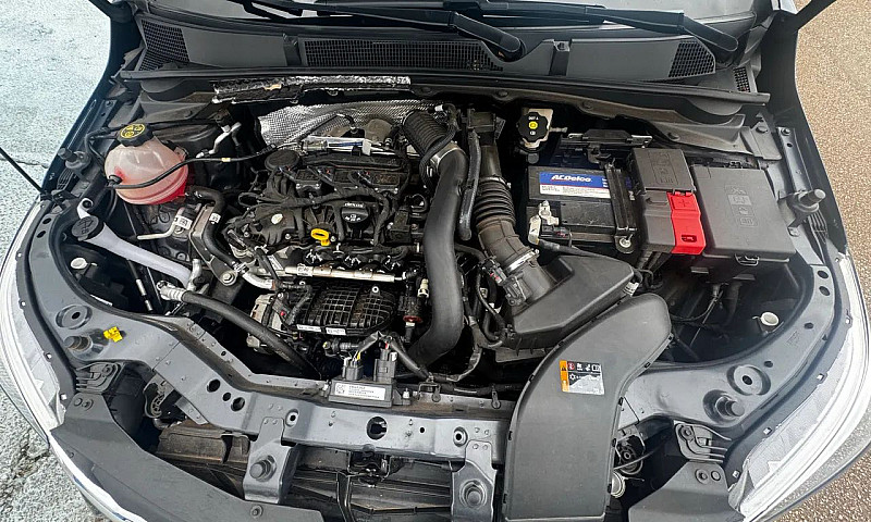Chevrolet Onix Hatch...