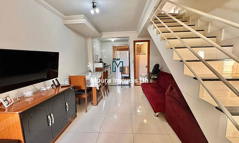 Casa Com Entrada Ind...