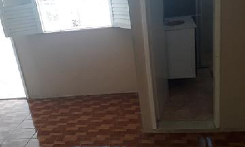 Vendo Casa No Centro...