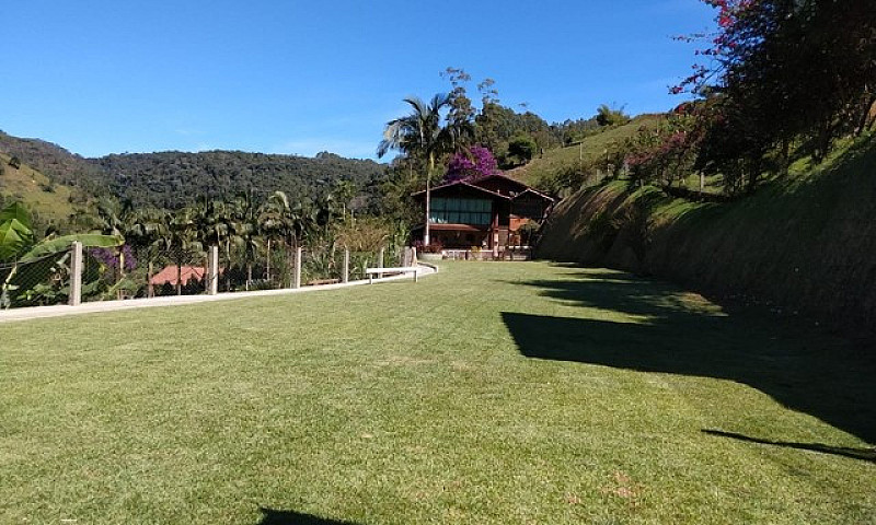 Casa Residencial Em ...