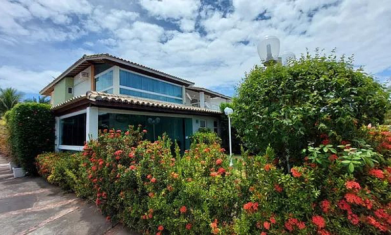 Casa De Condomínio P...