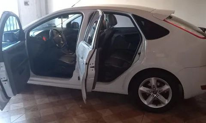 Vendo Ford Focus Hat...