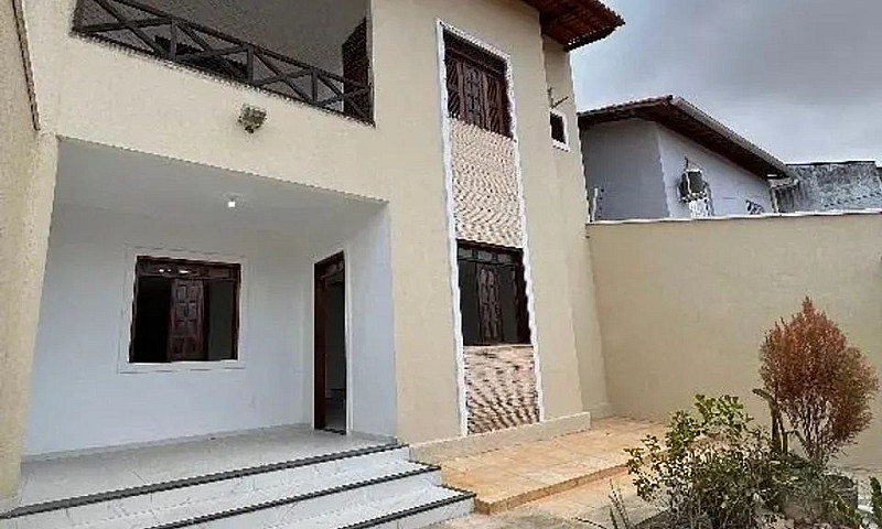 Casa Com 3 Dormitóri...