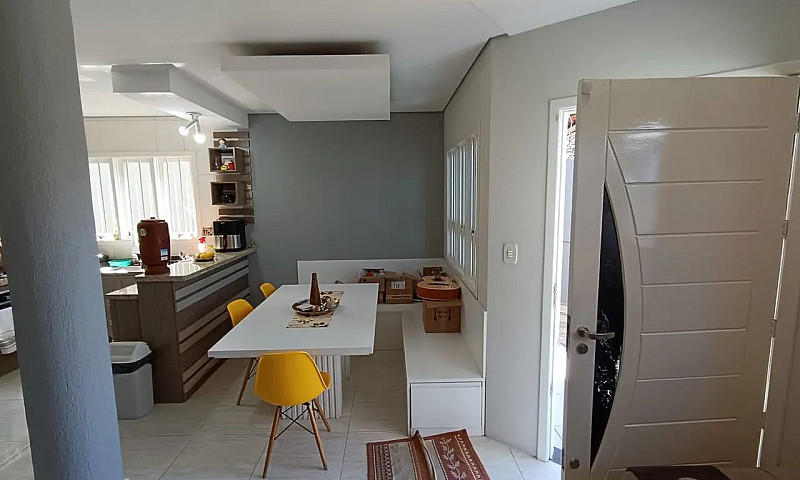 Casa 3 Dormitórios U...