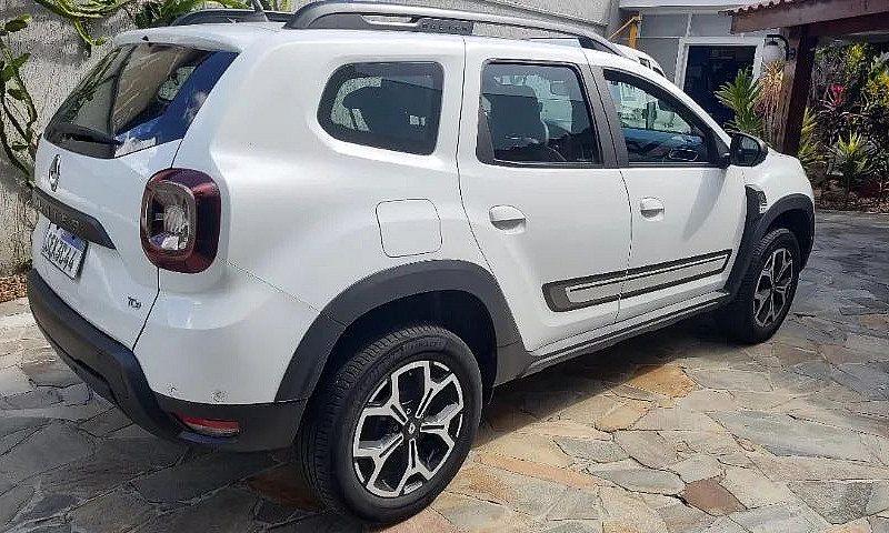 Renault Duster Iconi...