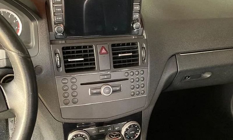 Mercedes-Benz C-180 ...