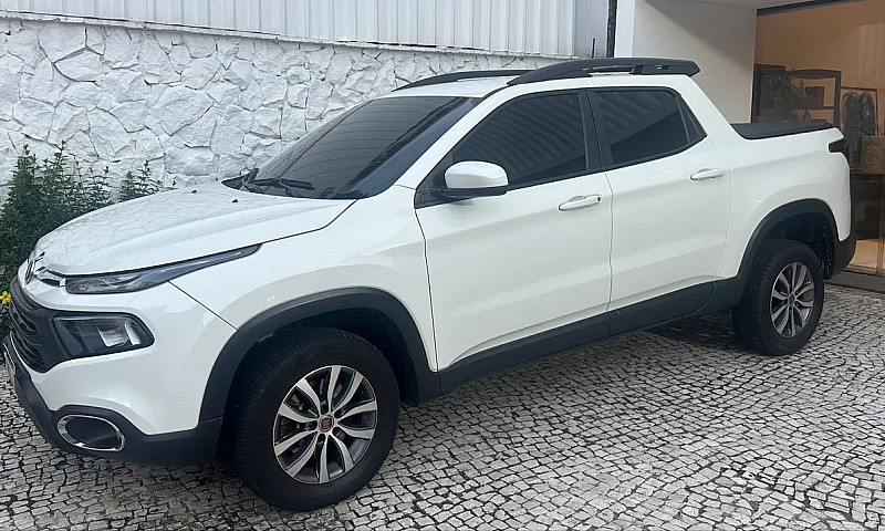 Fiat Toro Freedom 1....