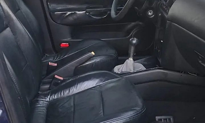 Volkswagen Golf 1.6 ...