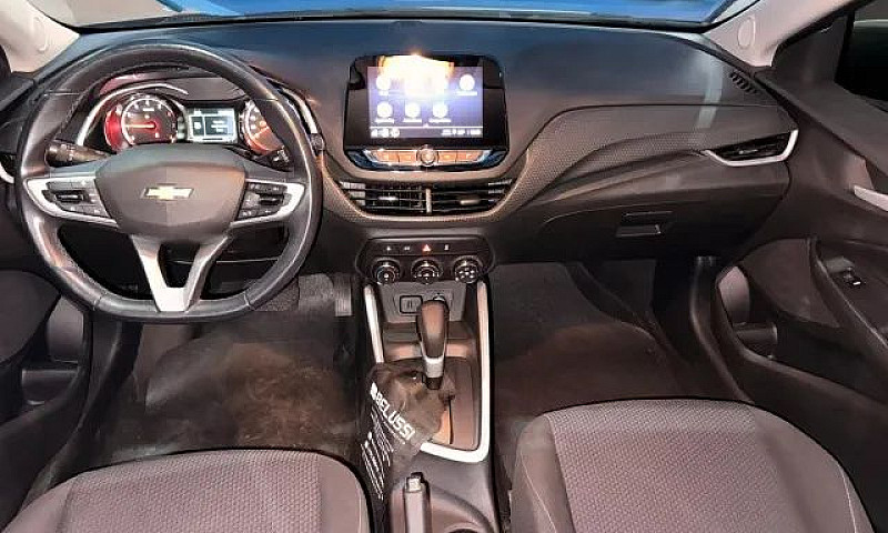 Chevrolet Onix Plus ...