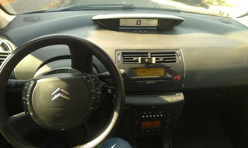 Citroen C4 Pallas...