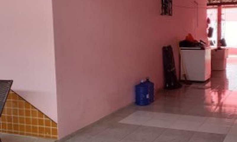 Casa Com 2 Quartos N...