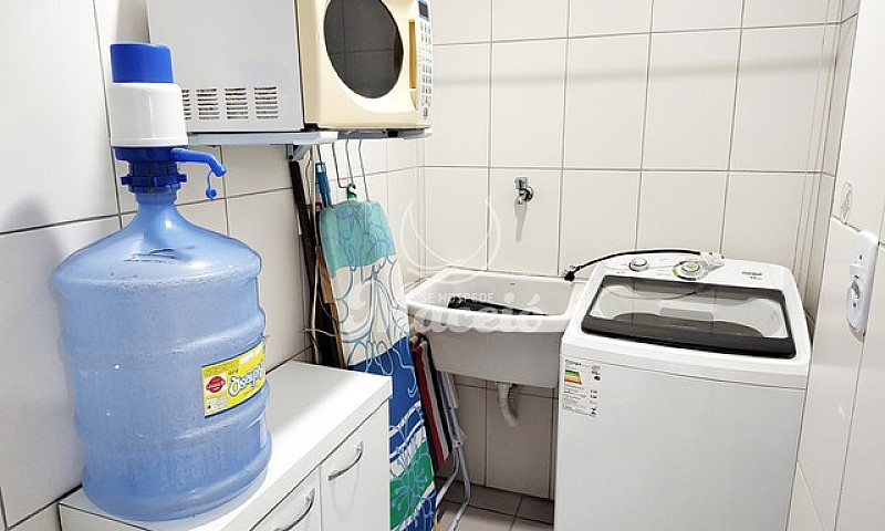 Quarto E Sala Mobili...