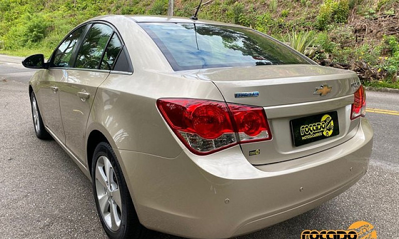 Cruze Sedan Lt 1.8 A...