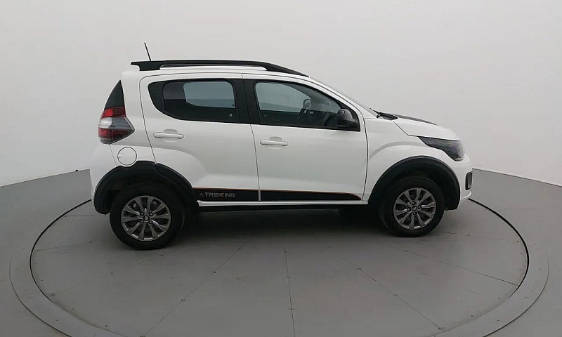 Fiat Mobi Trekking 1...