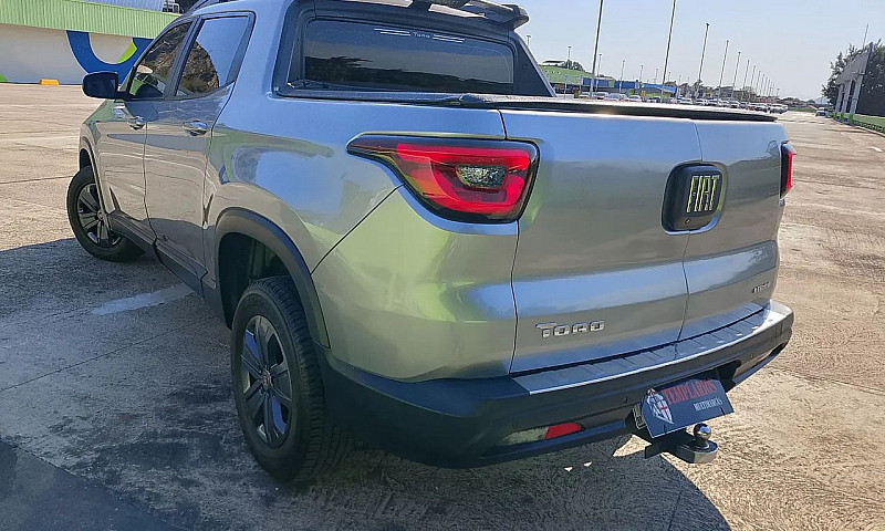 Fiat Toro Freedom 1....