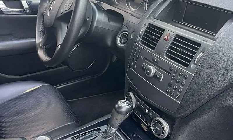 Mercedes-Benz C-180 ...