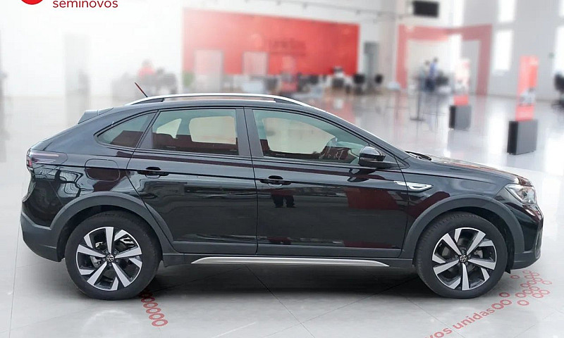 Volkswagen Nivus Hig...
