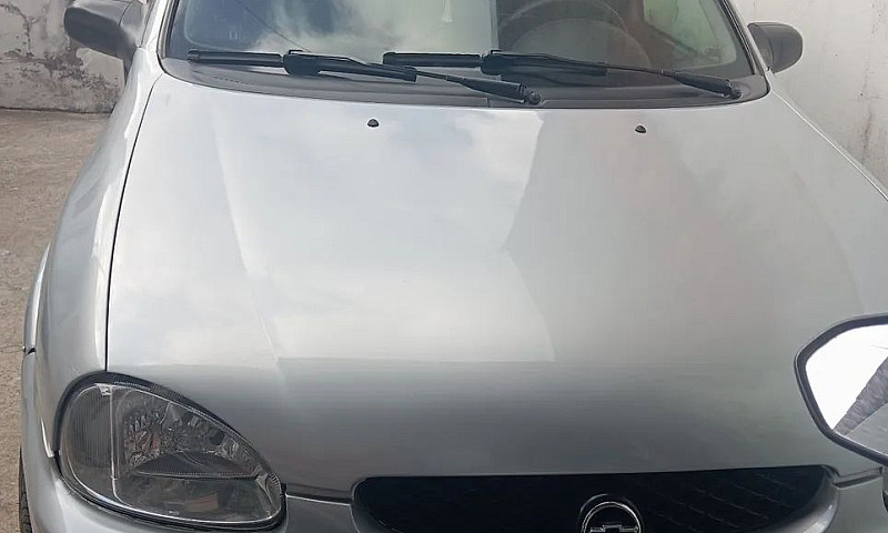 Chevrolet Corsa Sed....