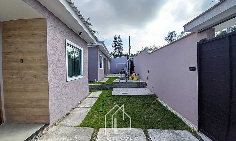 Casa À Venda No Bair...