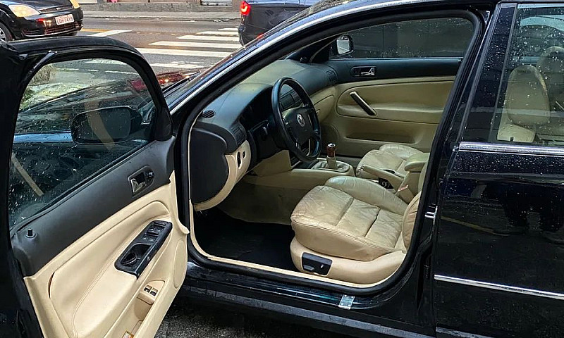 Volkswagen Passat Va...