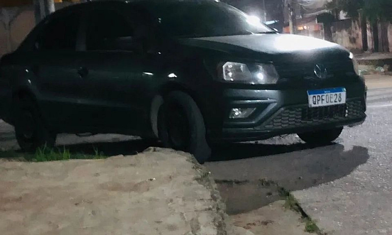 Volkswagen Voyage 1....