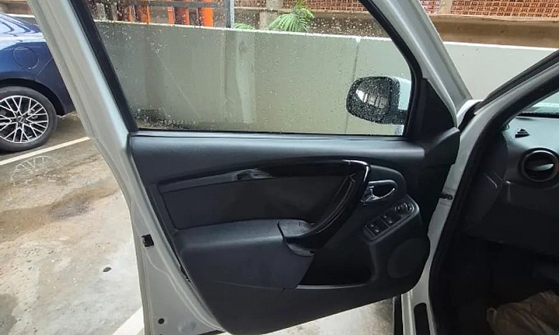 Renault Duster Dynam...