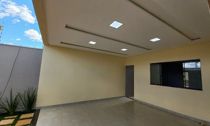 Casa Com 3 Dormitóri...
