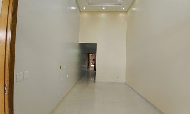 Casa Com 3 Dormitóri...