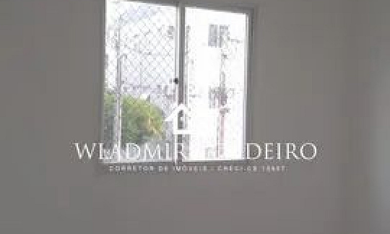 Apartamento 1º Andar...