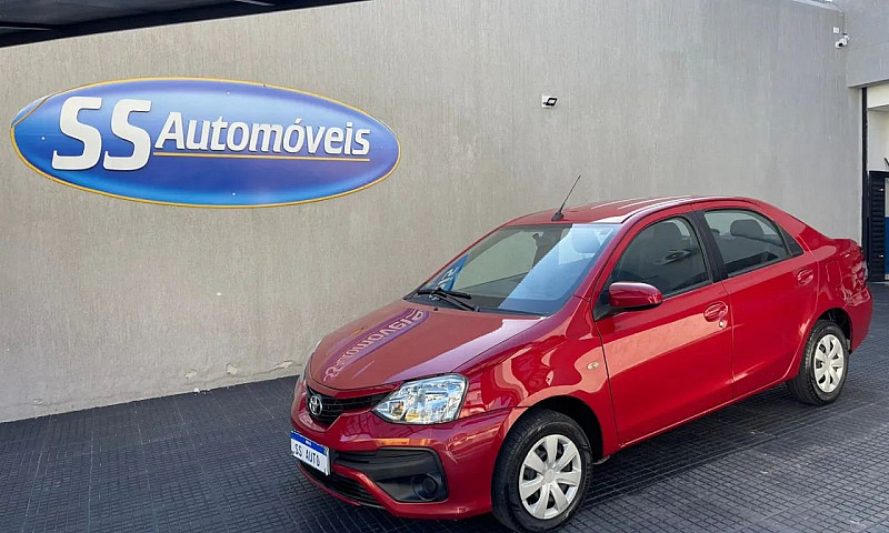 Toyota Etios Xs Seda...