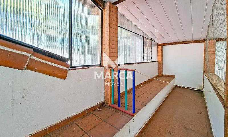 Casa Com 6 Quartos E...