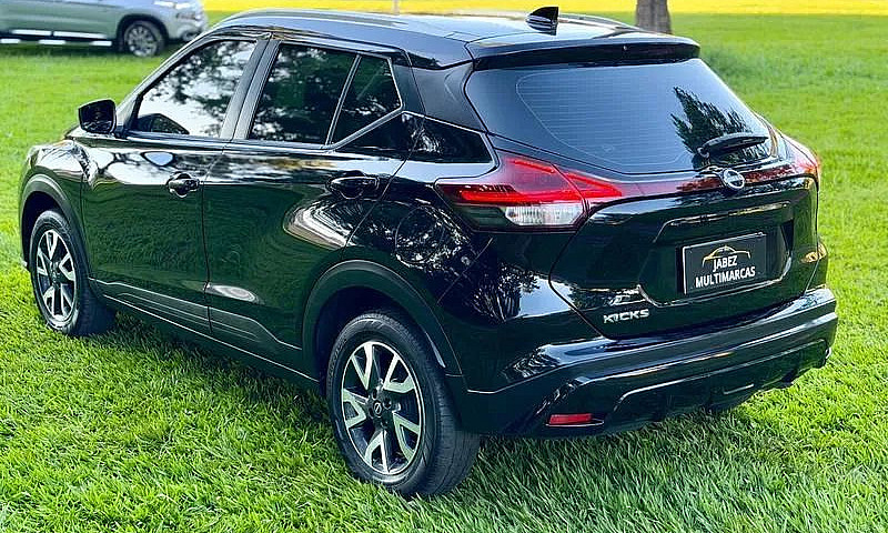 Nissan Kicks Sense 1...